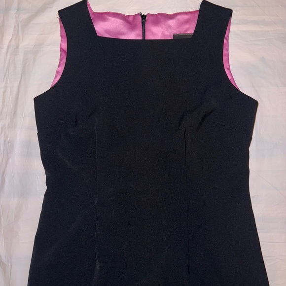 Positive Attitude | VNTG Fitted Mini Black Dress with Satin Pink Lining Slit - Picture 2 of 6